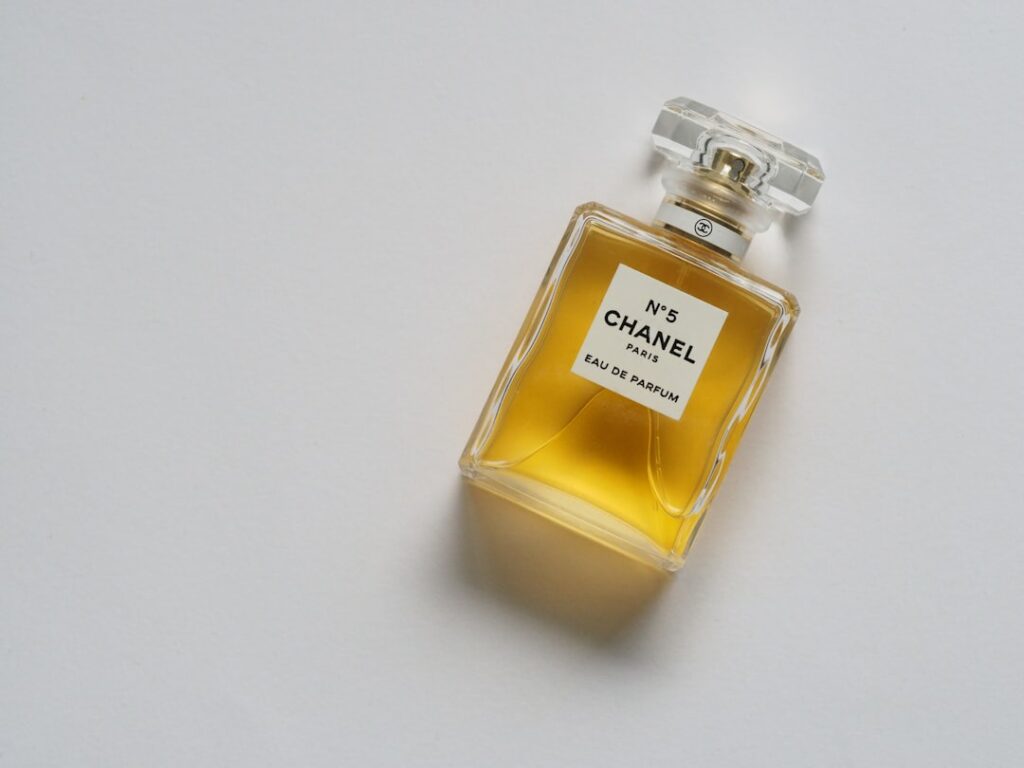 Photo perfume bottle
